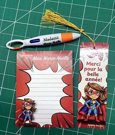 Bloc note, signet et crayon personnalise au thématique de classe pour professeur
