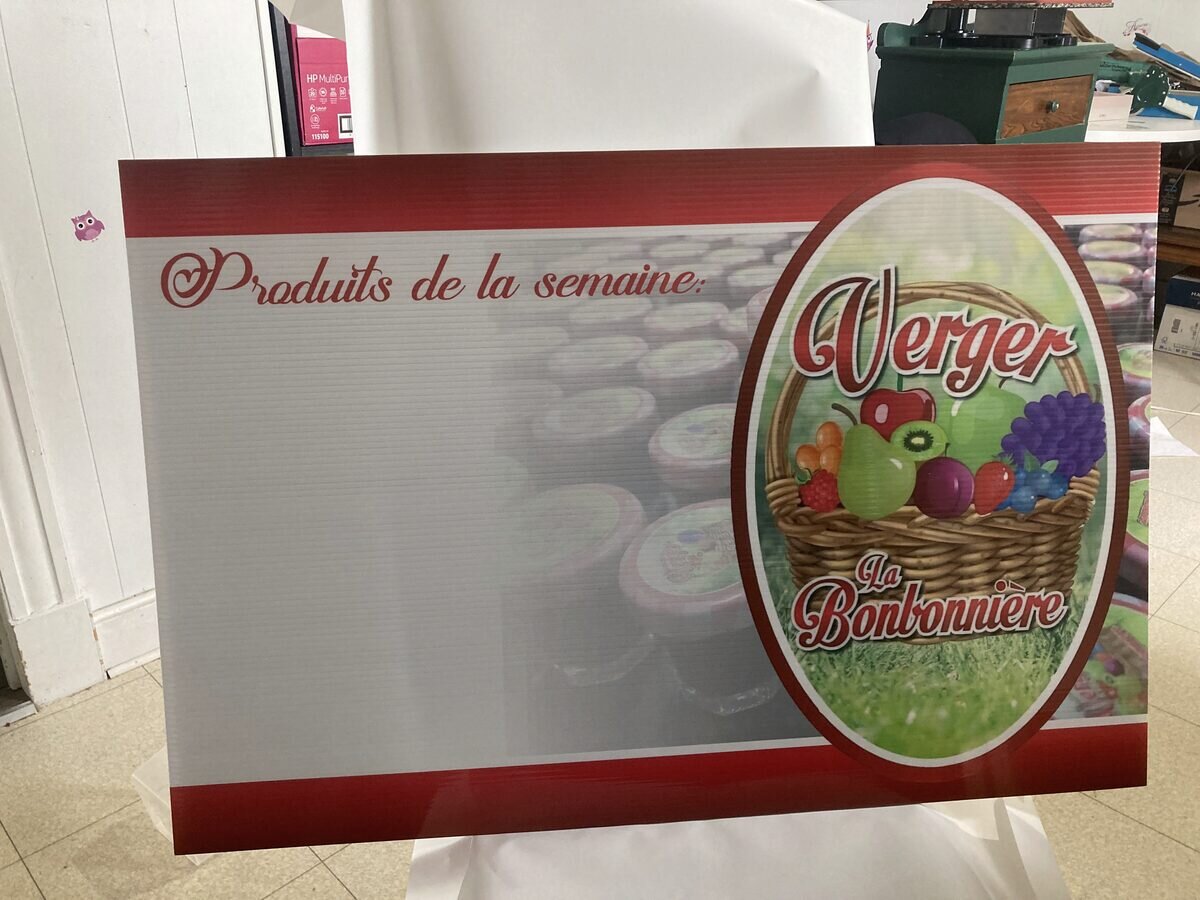 Pancarte en coroplast personnalisée - Créations Rose