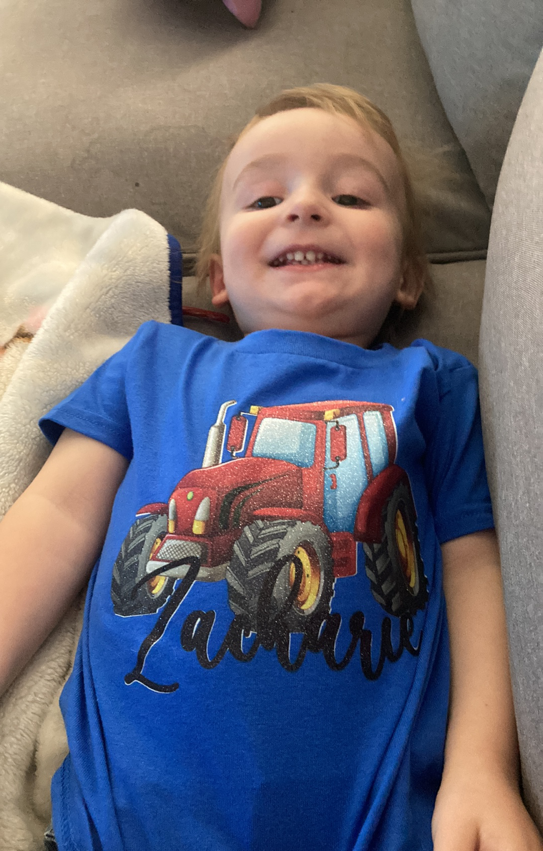 T-shirt enfant personnalisé – Créations Rose, impression et personnalisation en Beauce